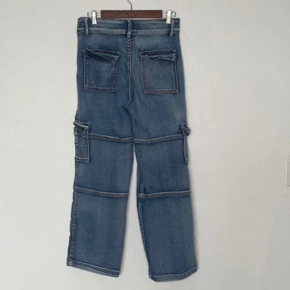 Red Bottoms High Waisted Cargo Jeans Medium Wash Blue Size 7/28 - Picture 2 of 4